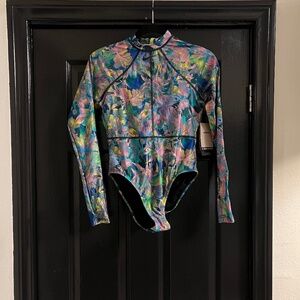 NWT Nike Long Sleeve Bathing Suit size M